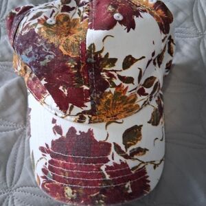 Women’s Red & White Floral Print Cap Strapback OS New